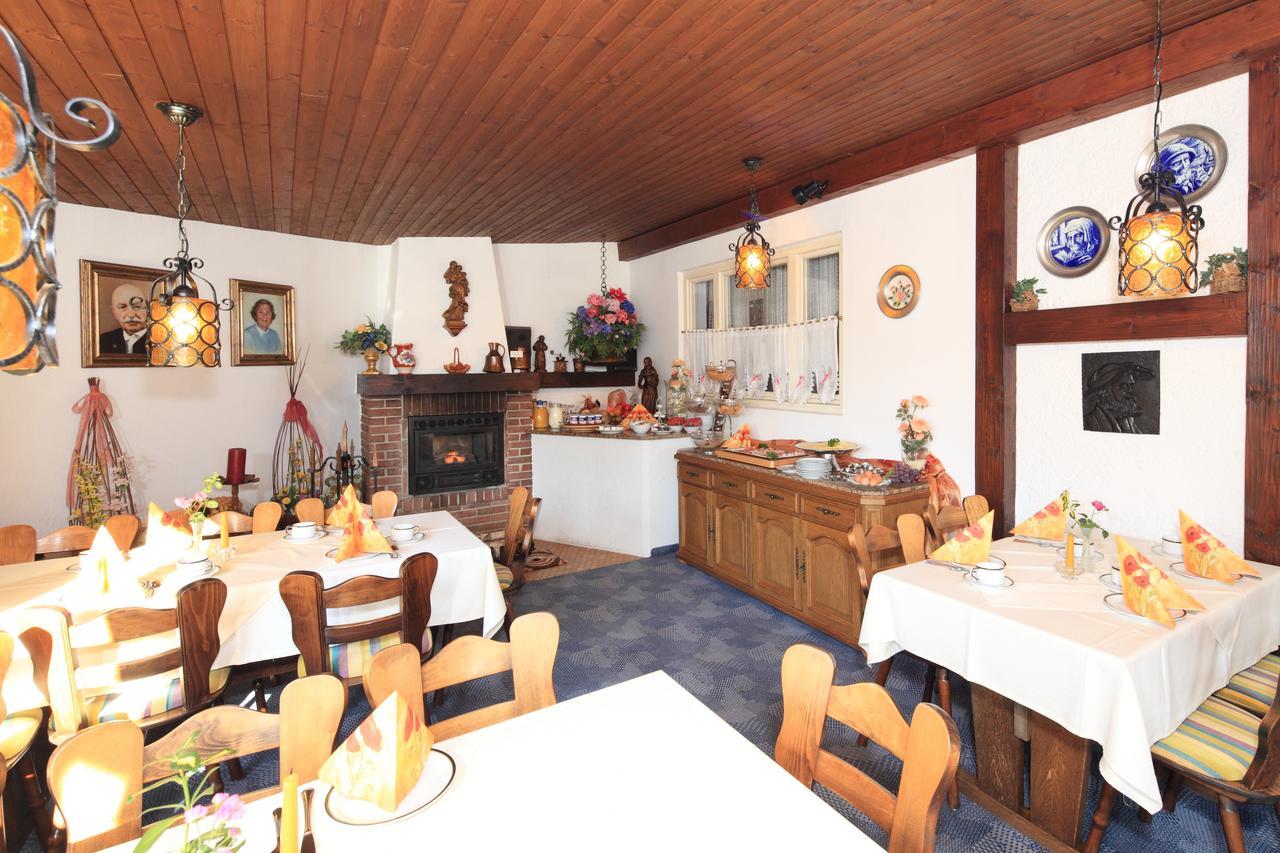 Cafe Maria - Pension - B&B Rieden Esterno foto